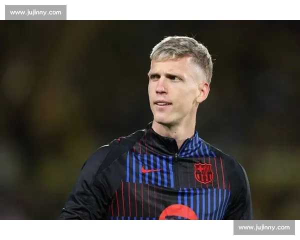 度假同框引热议!奥尔莫与迪亚斯伊维萨岛合影暗藏转会玄机? 度假同框引热议!奥尔莫与迪亚斯伊维萨岛合影暗藏转会玄机?