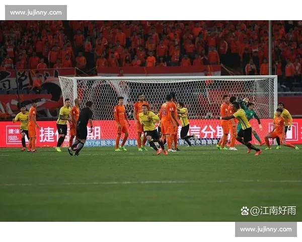 苏超刮起南通旋风！十三太保横扫赛场，文旅经济狂飙 3 亿！