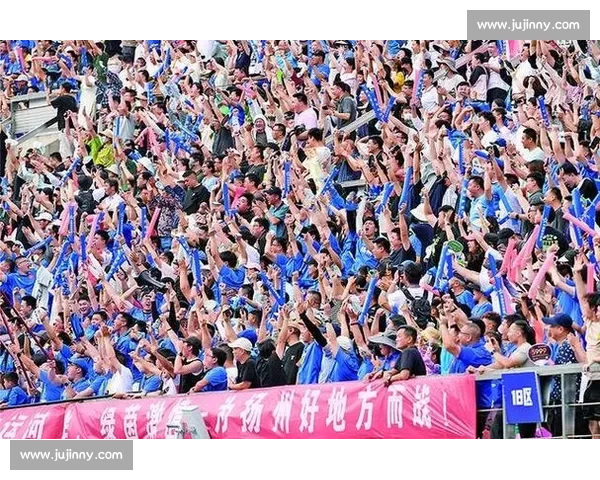 苏超单场 3 万观众破纪录!媒体人:看热闹正是足球魅力的起点 苏超单场 3 万观众破纪录!媒体人:看热闹正是足球魅力的起点