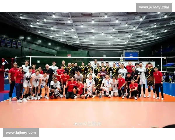 西安曲江竞技中心 1500 上演巅峰对决！中国男排鏖战土耳其男排