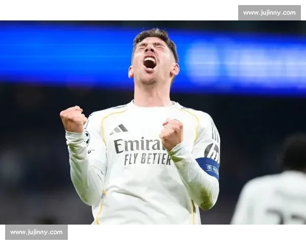 铁卫库利巴利天神下凡！11 次解围 + 加时绝杀，新月 4-3 掀翻曼城