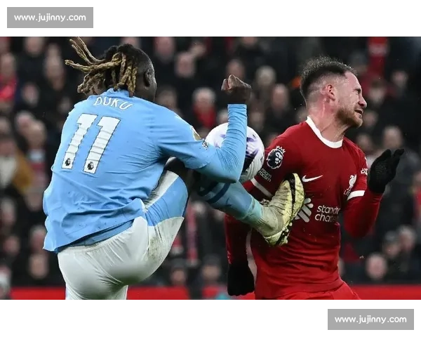 麦卡利斯特揭秘欧冠冲突！登贝莱穿裆嘲讽险酿大祸